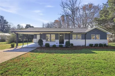 61 Harris Ln, Jefferson, GA 30549