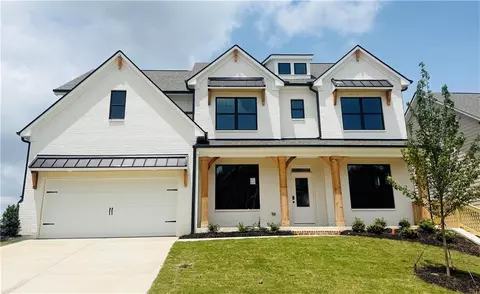 28 Chickadee Ct, Auburn, GA 30011