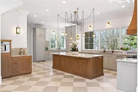 115 Mount Paran Rdg, Atlanta, GA 30327