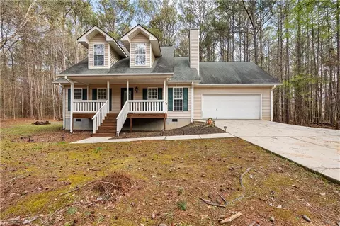 54 Ray Dr, Meansville, GA 30256