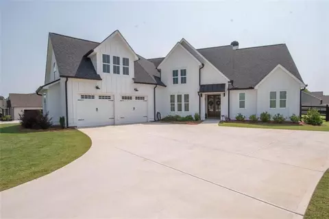 208 Township Dr, Senoia, GA 30276