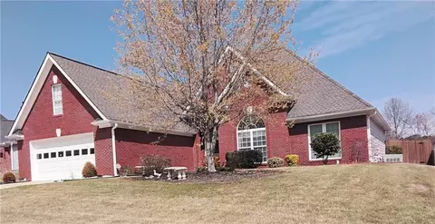 3330 Wellbrook Dr, Loganville, GA 30052