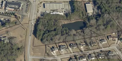 1600 Rockdale Cir, Snellville, GA 30078