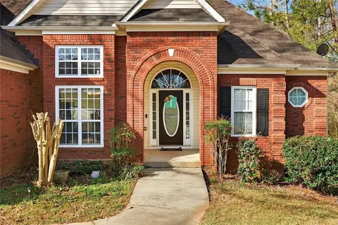 Exterior - 130 Camerons Way, Covington, GA 30016 photo 7 of 8