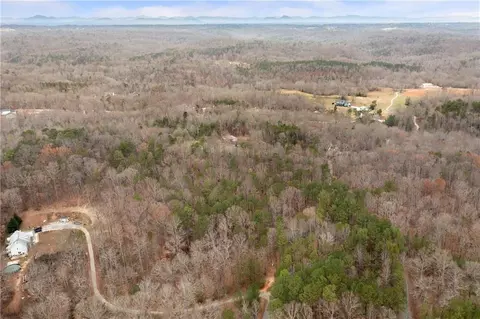 112 Wildwood Trl, Lula, GA 30554