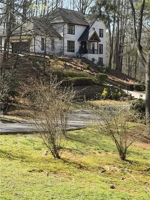 1821 Bromley Way NE, Roswell, GA 30075