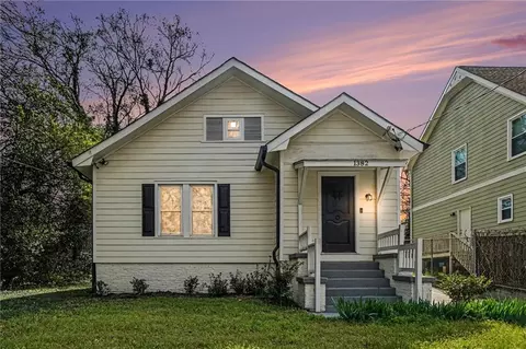 1382 Elizabeth Ln, Atlanta, GA 30344