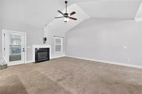 813 Ideal Pl, Winder, GA 30680 photo 8