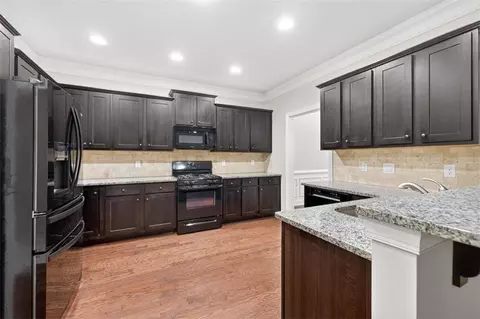 813 Ideal Pl, Winder, GA 30680 photo 11