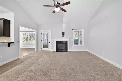813 Ideal Pl, Winder, GA 30680 photo 7