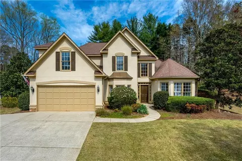 6775 Sterling Dr, Suwanee, GA 30024