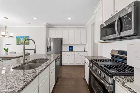 2448 Chene Dr, Duluth, GA 30097 photo 9