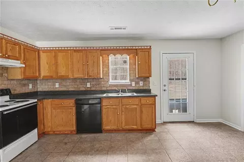 3351 Highway 3 N, Hampton, GA 30228 photo 11