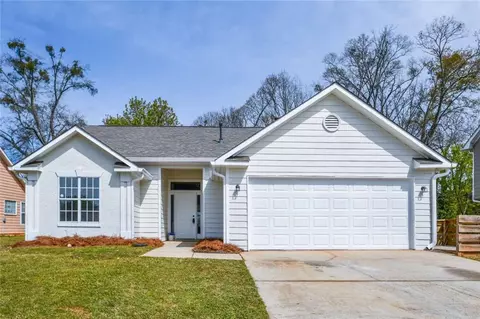 7586 Briar Crest Ct, Riverdale, GA 30296