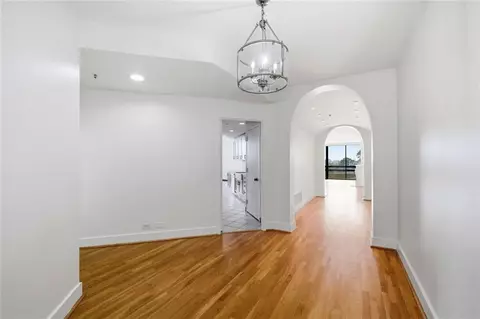 2660 Peachtree Rd NW #9G, Atlanta, GA 30305