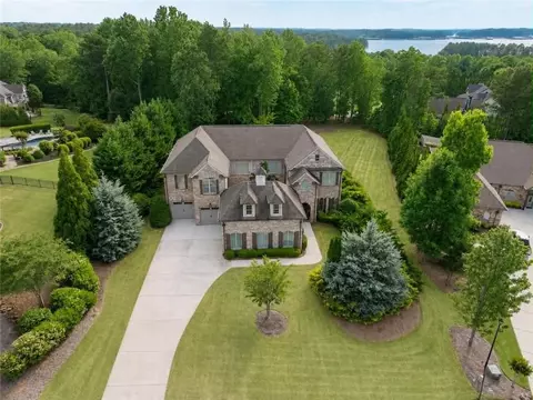 6509 Snug Harbor Ct, Flowery Branch, GA 30542