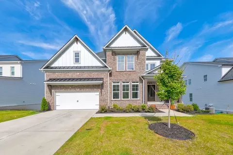 934 Keystone Dr, Woodstock, GA 30188