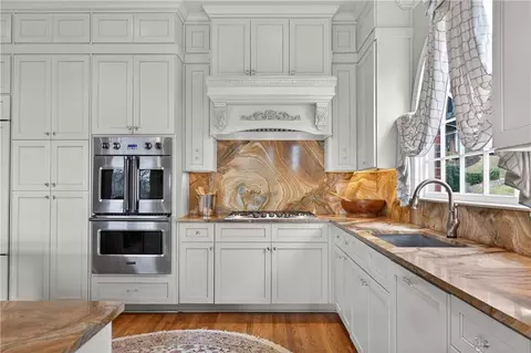 Kitchen - 8440 Merion Dr, Duluth, GA 30097 photo 4 of 8