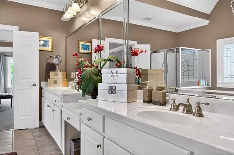Bath - 8440 Merion Dr, Duluth, GA 30097 photo 5 of 11