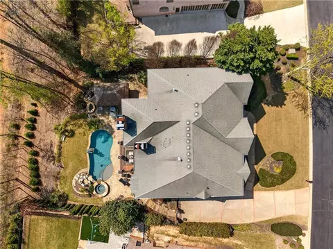 View/Area - 8440 Merion Dr, Duluth, GA 30097 photo 3 of 10