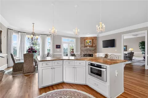 Kitchen - 8440 Merion Dr, Duluth, GA 30097 photo 5 of 8