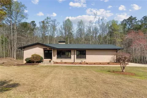 8617 Stone Rd, Douglasville, GA 30135