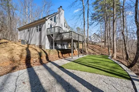 6524 Medlock Rd, Gainesville, GA 30506