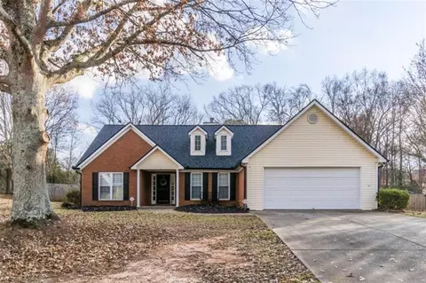 6325 N Glen Dr N, Cumming, GA 30028
