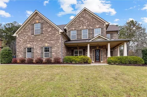 7460 River Walk Dr, Douglasville, GA 30135