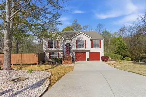 5407 Lombardy Dr, Lula, GA 30554