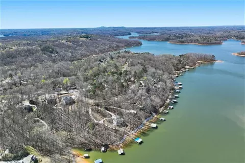 3116 Lake Ranch Cir, Gainesville, GA 30506