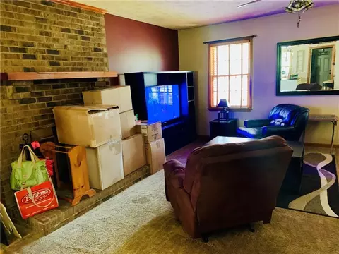Living - 1688 Bartley Rd, Lagrange, GA 30240 photo 1 of 2