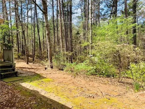 Exterior - 1688 Bartley Rd, Lagrange, GA 30240 photo 4 of 7