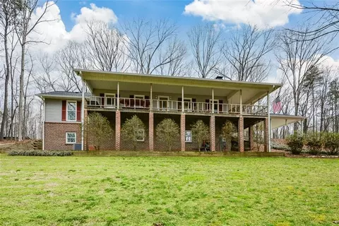 883 Tilley Rd, Talking Rock, GA 30175