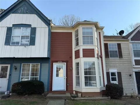 6720 Colchester Pl, Norcross, GA 30093