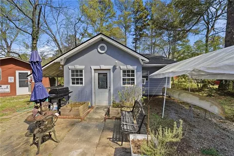 1059 Merritt Rd, Marietta, GA 30062