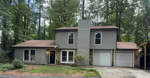 5298 Miller Rd SW, Lilburn, GA 30047