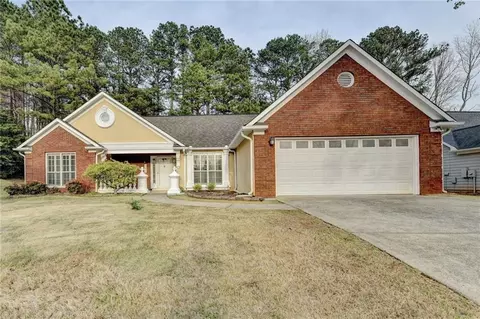 1075 Prestonwood Dr, Lawrenceville, GA 30043