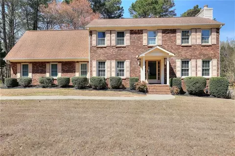 2913 Melton Ct, Lilburn, GA 30047