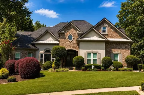 461 Schofield Dr, Powder Springs, GA 30127
