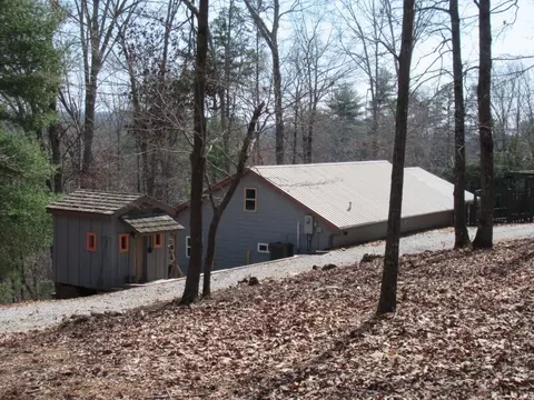 378 Laurel Cir, Dahlonega, GA 30533