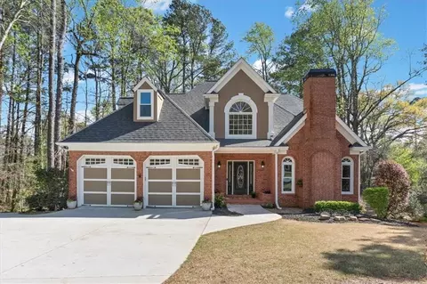 5381 Whitaker Trl NW, Acworth, GA 30101