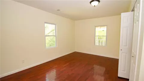 Bedroom - 899 E Doyle St, Toccoa, GA 30577 photo 2 of 5