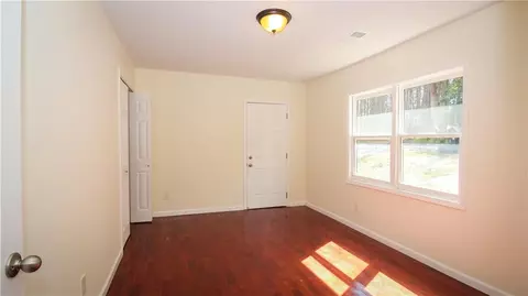 Bedroom - 899 E Doyle St, Toccoa, GA 30577 photo 1 of 5