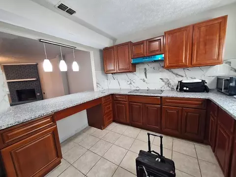 213 Highland Park Dr, Athens, GA 30605
