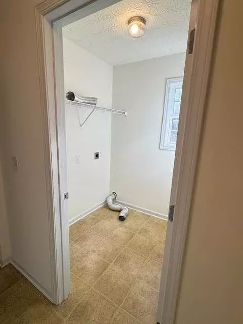 120 Lamar Ln, Covington, GA 30016 photo 4