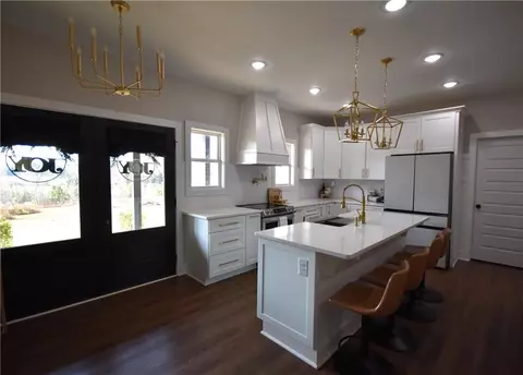 Kitchen - 533 Lively Rd, Waco, GA 30182 photo 3 of 3