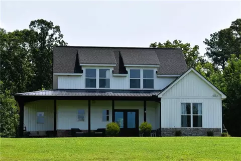 Exterior - 533 Lively Rd, Waco, GA 30182 photo 4 of 10