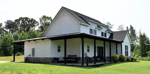 Exterior - 533 Lively Rd, Waco, GA 30182 photo 5 of 10