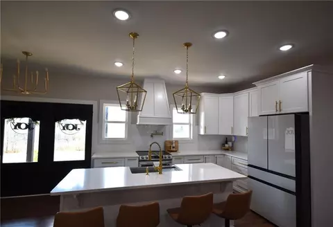 Kitchen - 533 Lively Rd, Waco, GA 30182 photo 1 of 3